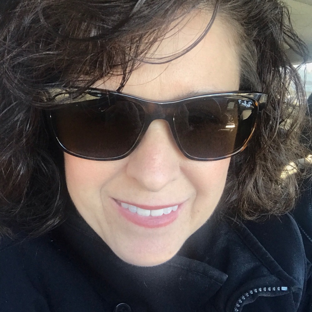 Meet your Posher, Kimberly